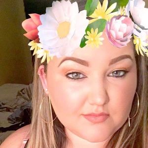 Meet your Posher, Kandi